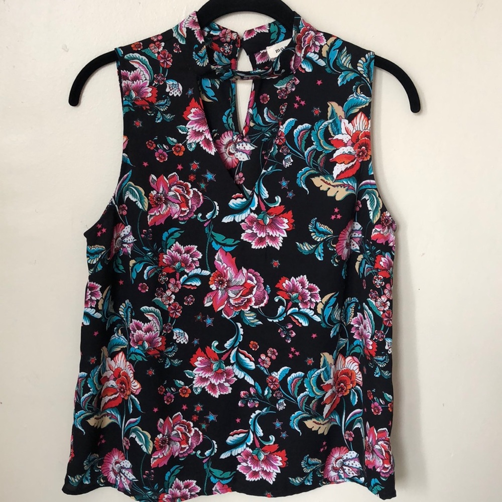 Beautiful floral sleeveless blouse